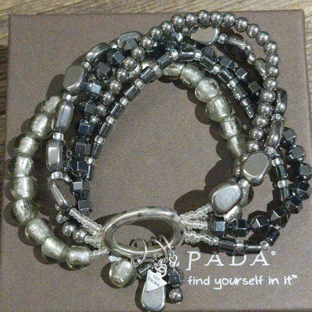 Silpada Silver Hailstone Stretch Bracelet - Picture 2 of 3